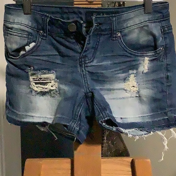 Earl Jeans Dark Blue Distressed Jean Shorts - Picture 1 of 3